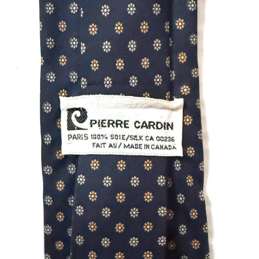 Vintage. Pierre Cardin Ditzy Floral Tie